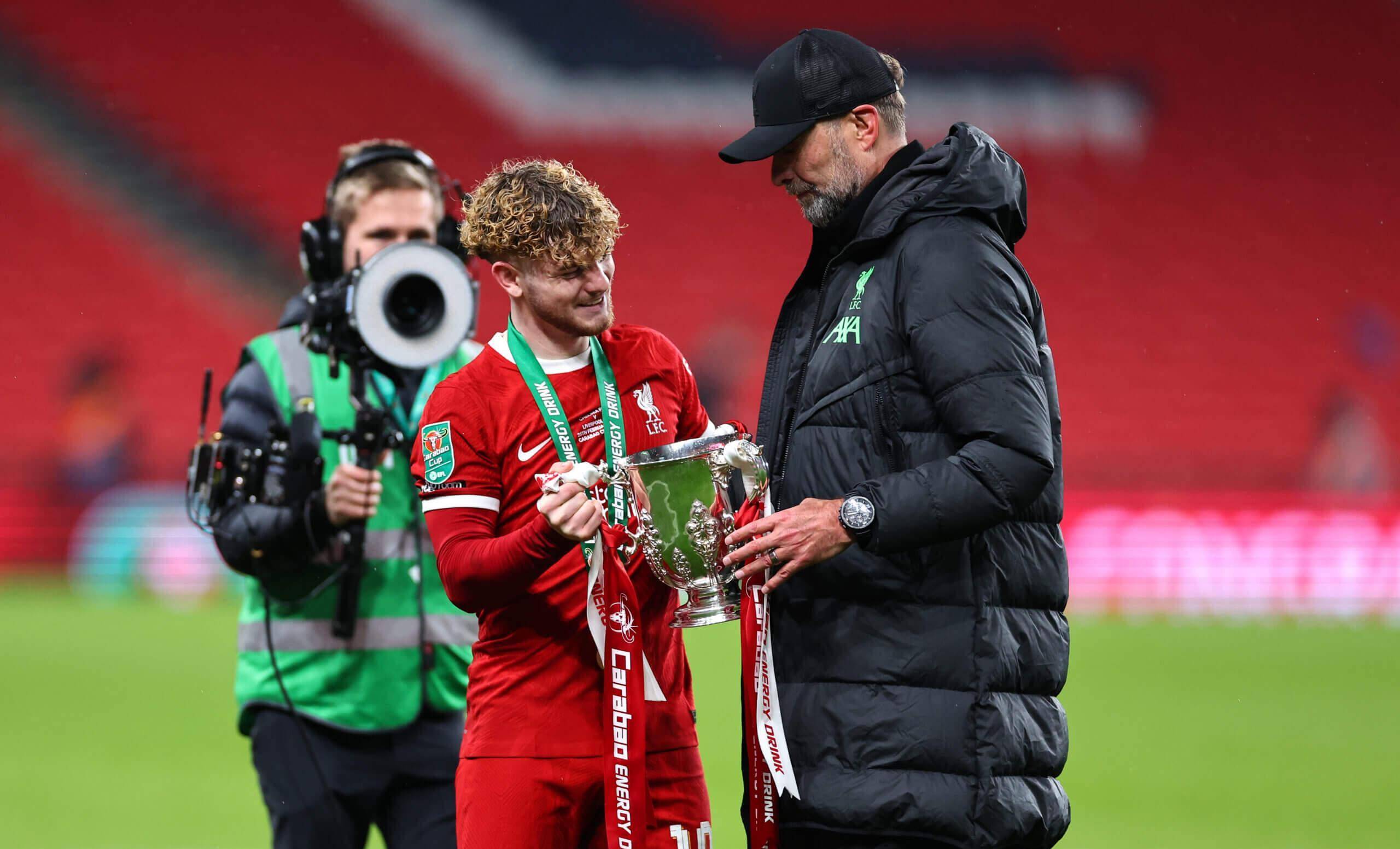 1xbet体育注册-利物浦球迷现场助威，激发球队夺冠斗志的简单介绍