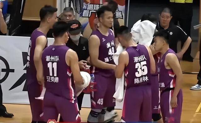 1xbet体育直播-包含在广东队赛场上演全国篮球锦标赛，绝杀，引发全场沸腾的词条