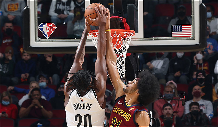 俄罗斯职业篮球联赛争夺胜负激烈的简单介绍