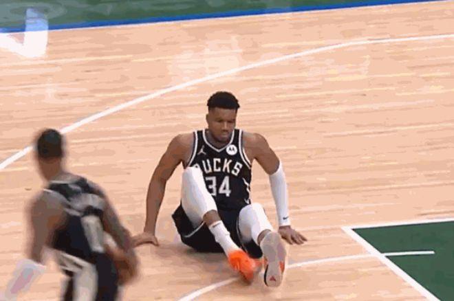 1xbet体育app-包含火箭遭雄鹿重创，西部实力备受质疑的词条