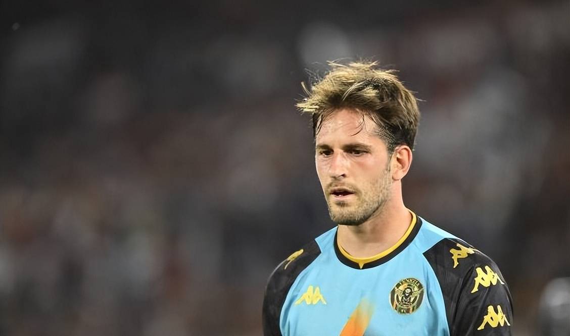 关于亚历山德里亚逼平对手，保持不败状态的信息