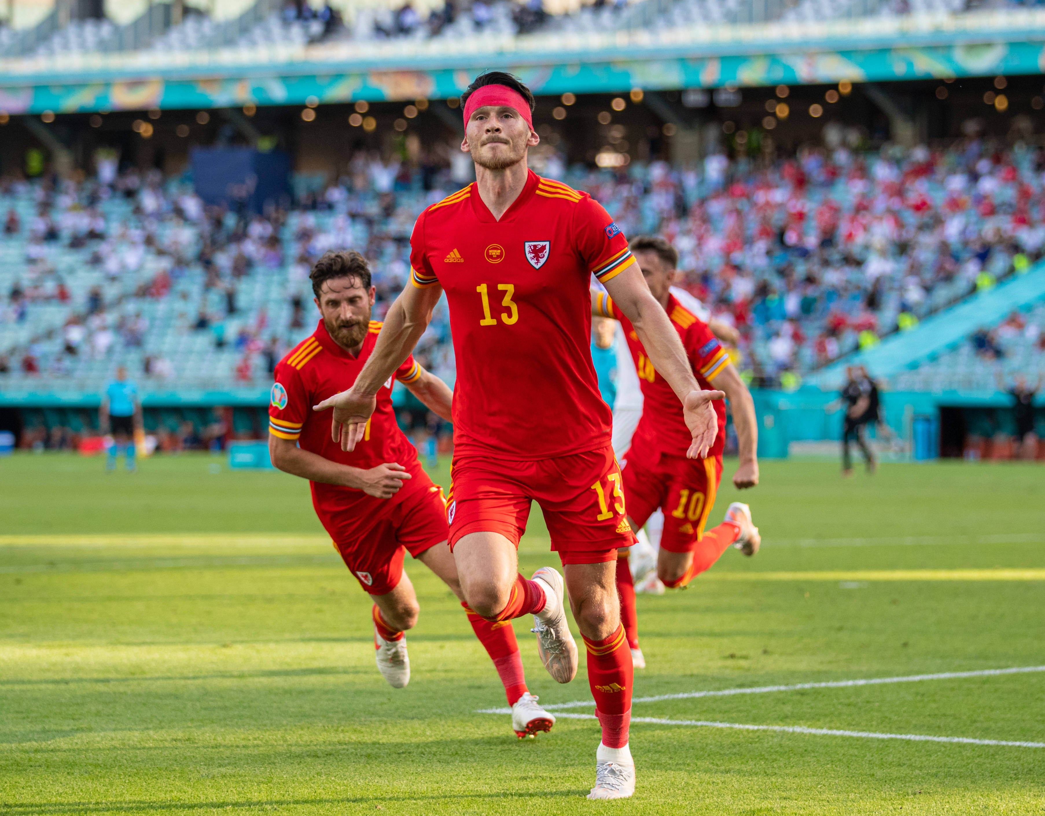 荷兰胜土耳其，晋级欧国联正赛的简单介绍