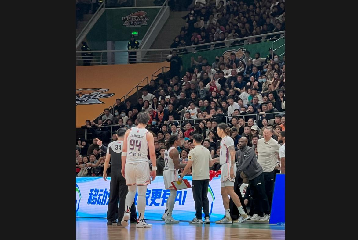 1xbet体育馆-关于上海队全场碾压全国篮球锦标赛，如同剧本杀再现，进球的信息