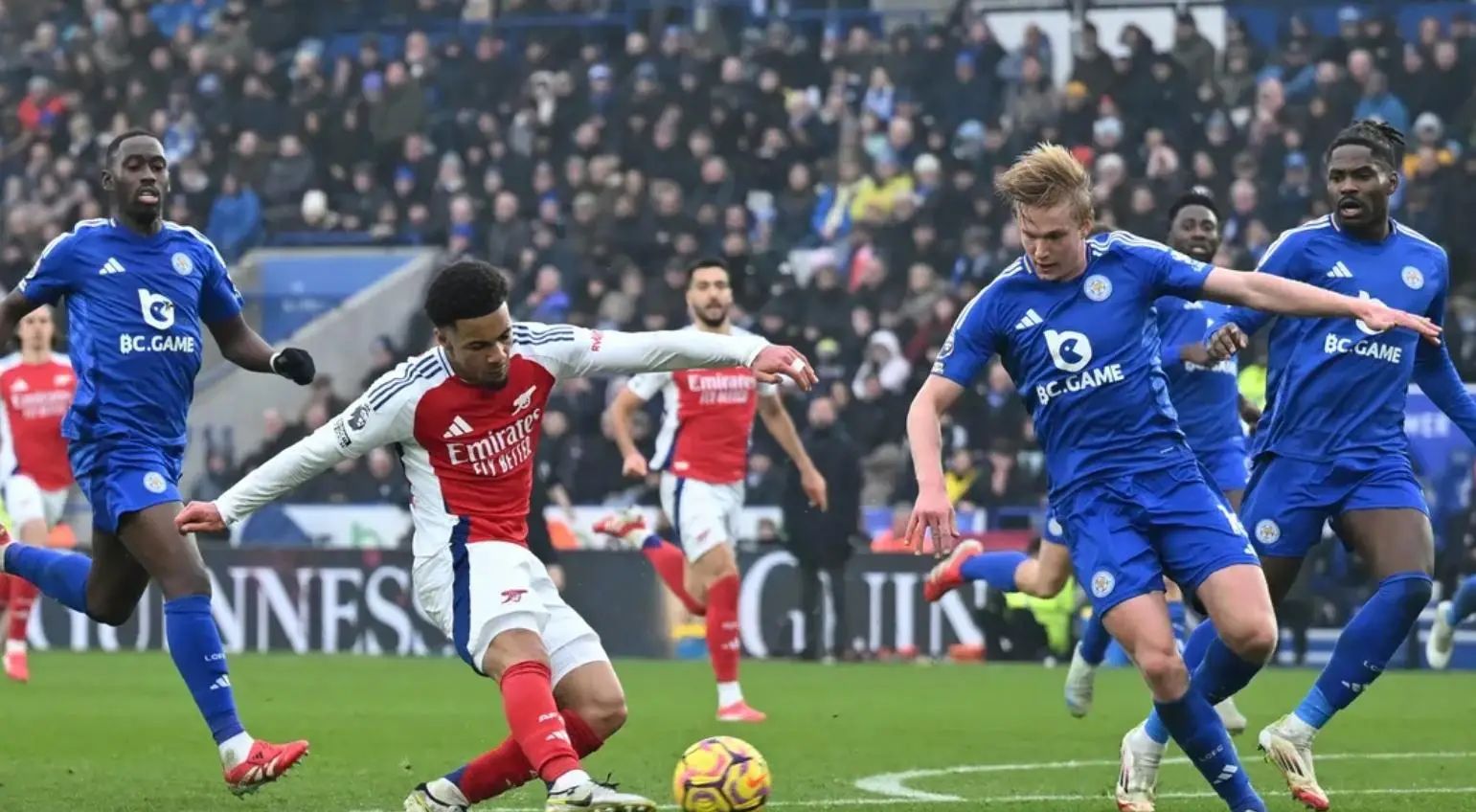 1xbet体育官网app-莱斯特城在客场溃败，冲冠希望渺茫