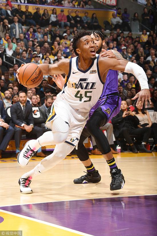 犹他大胜猛龙，米切尔绝杀成为决定性一击