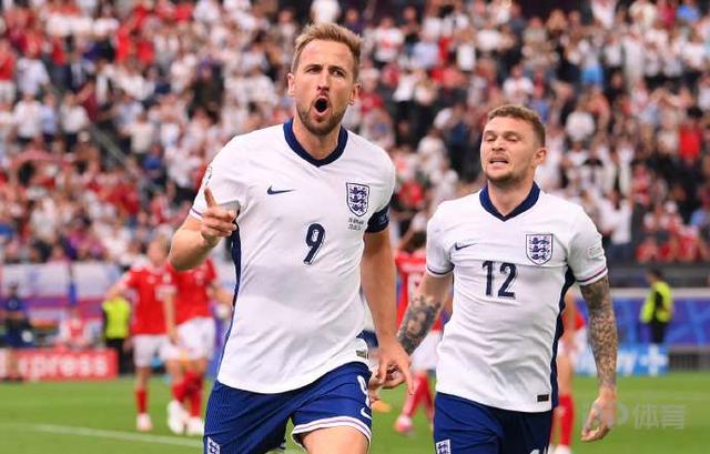 包含丹麦客场横扫英格兰，小组头名稳固的词条