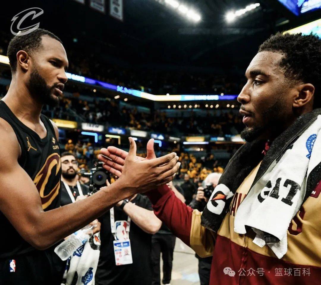 1xbet体育平台-英格兰西班牙大战悬念，米切尔托斯火力全开的简单介绍