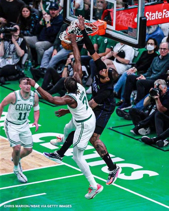 1xbet体育新闻-人大胜独行侠，取得抢先优势