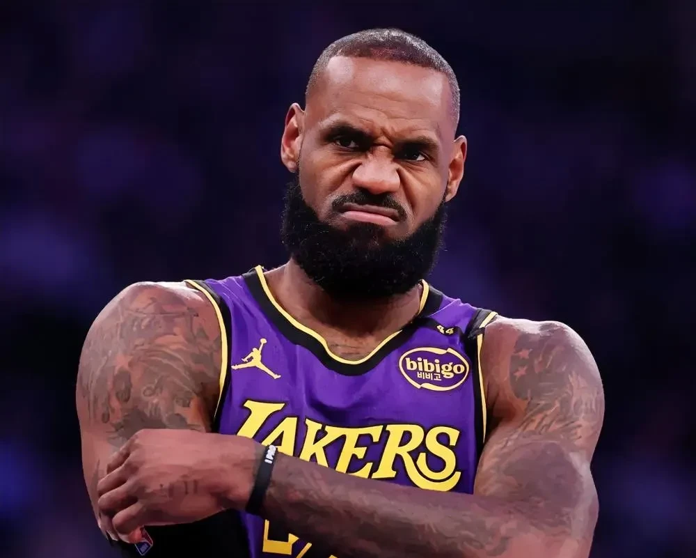 1xbet体育vip注册-包含湖人胜出灰熊：詹姆斯关键时刻的一球定江山的词条