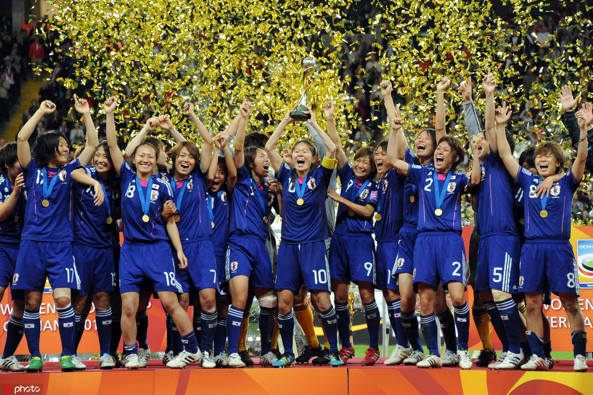 日本女足队员被评为最有价值球员