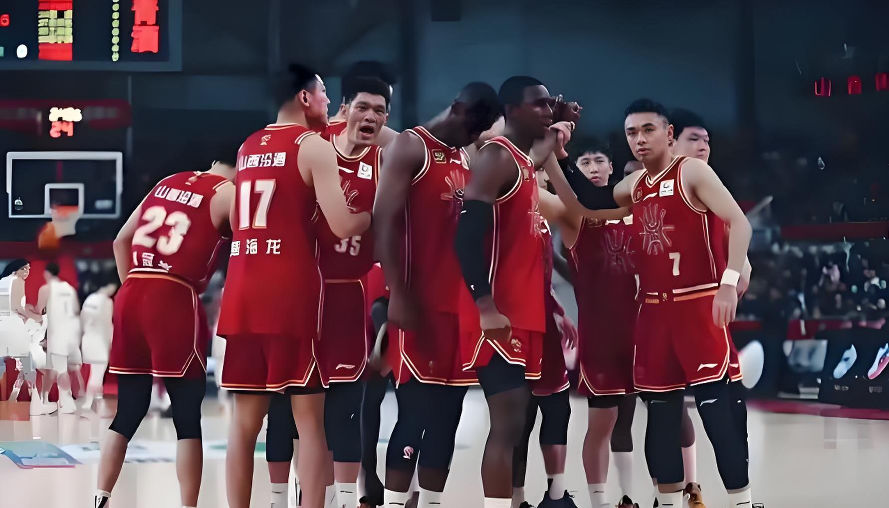 1xbet体育直播-纷争激烈！CBA联赛热度蹿升，赛场火爆