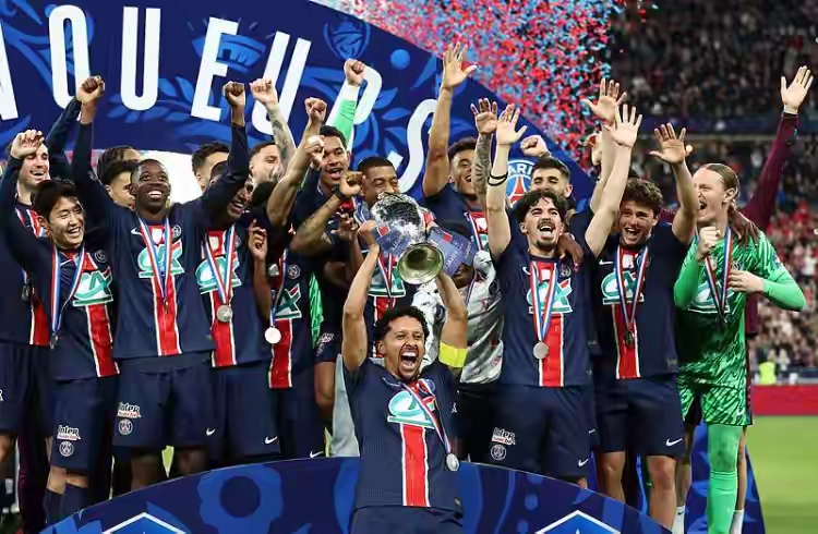 1xbet体育官方入口-法国足球联赛精彩继续，球迷热情高涨的简单介绍