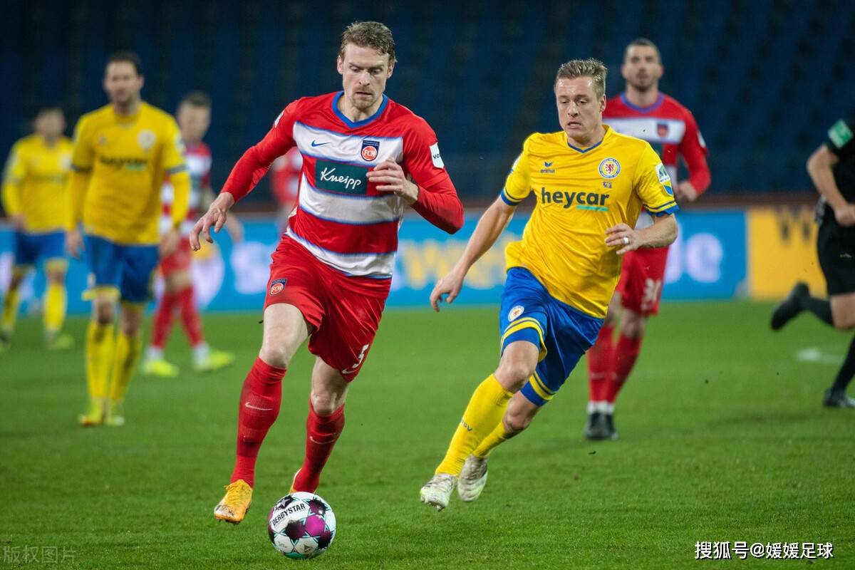 柏林赫塔主场击败对手，豪取三分