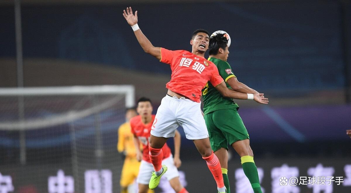 1xbet体育教练-无懈可击的攻防战术，引领球队取胜的简单介绍