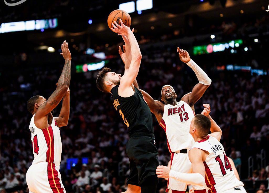 热火负于骑士，遭遇五连败