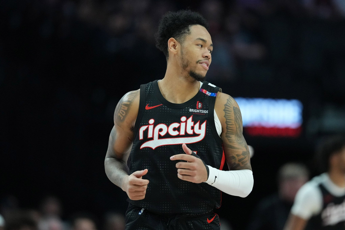 76人惜败开拓者，西蒙斯独造27分