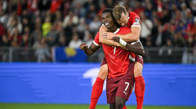 瑞士队在欧洲预选赛中取得了令人惊讶的胜利 瑞士队在欧洲预选赛中取得了令人惊讶的胜利