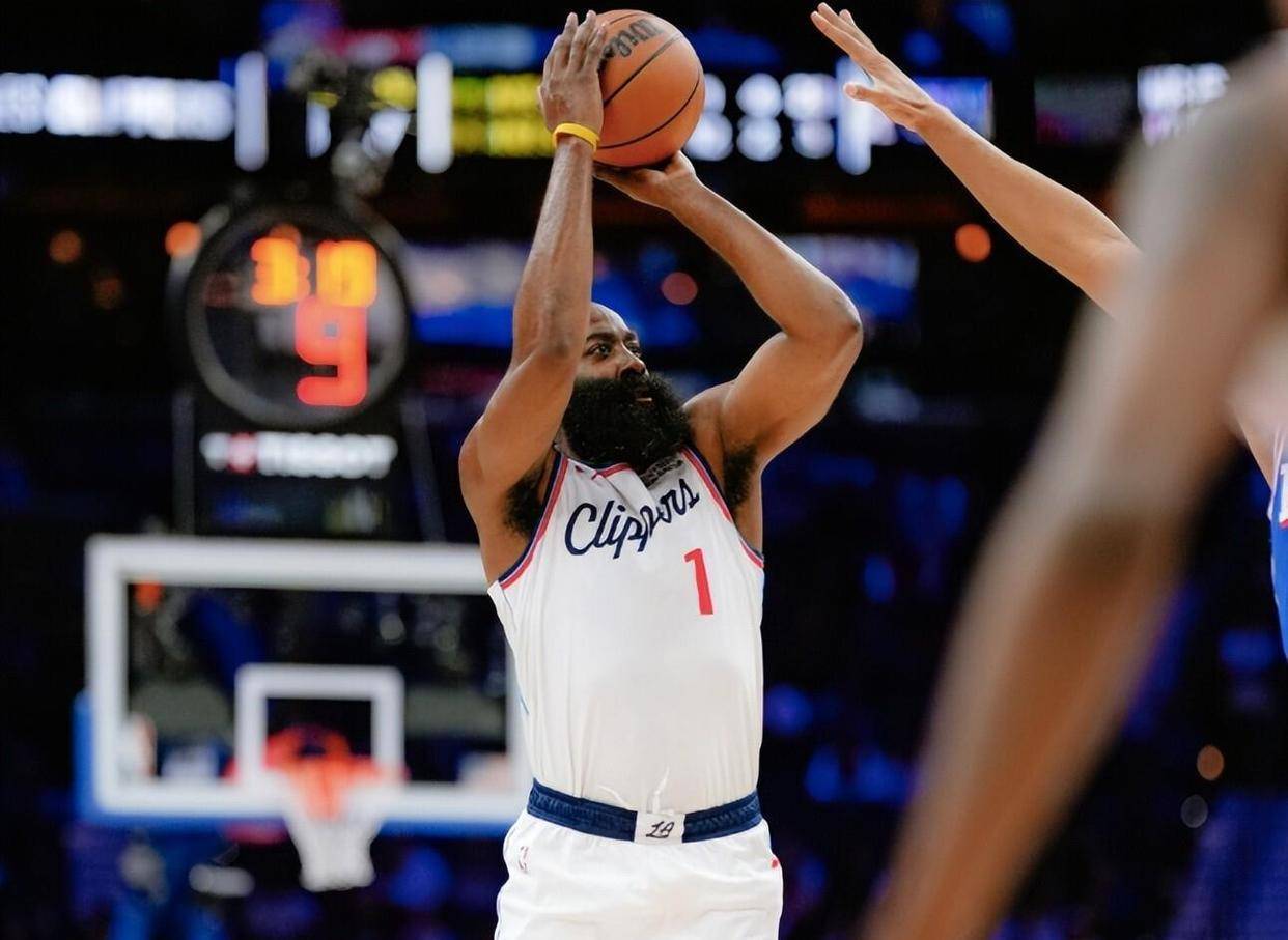 1xbet体育网站-NBA场边冲突事件频发，裁判哨声不断响起的简单介绍