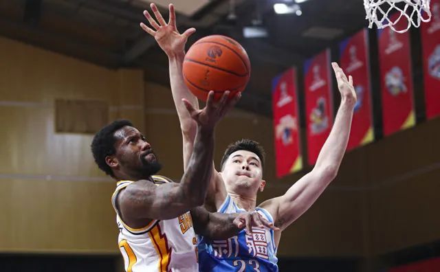 1xbet体育下载-克莱蒙队凭借进球，力克对手