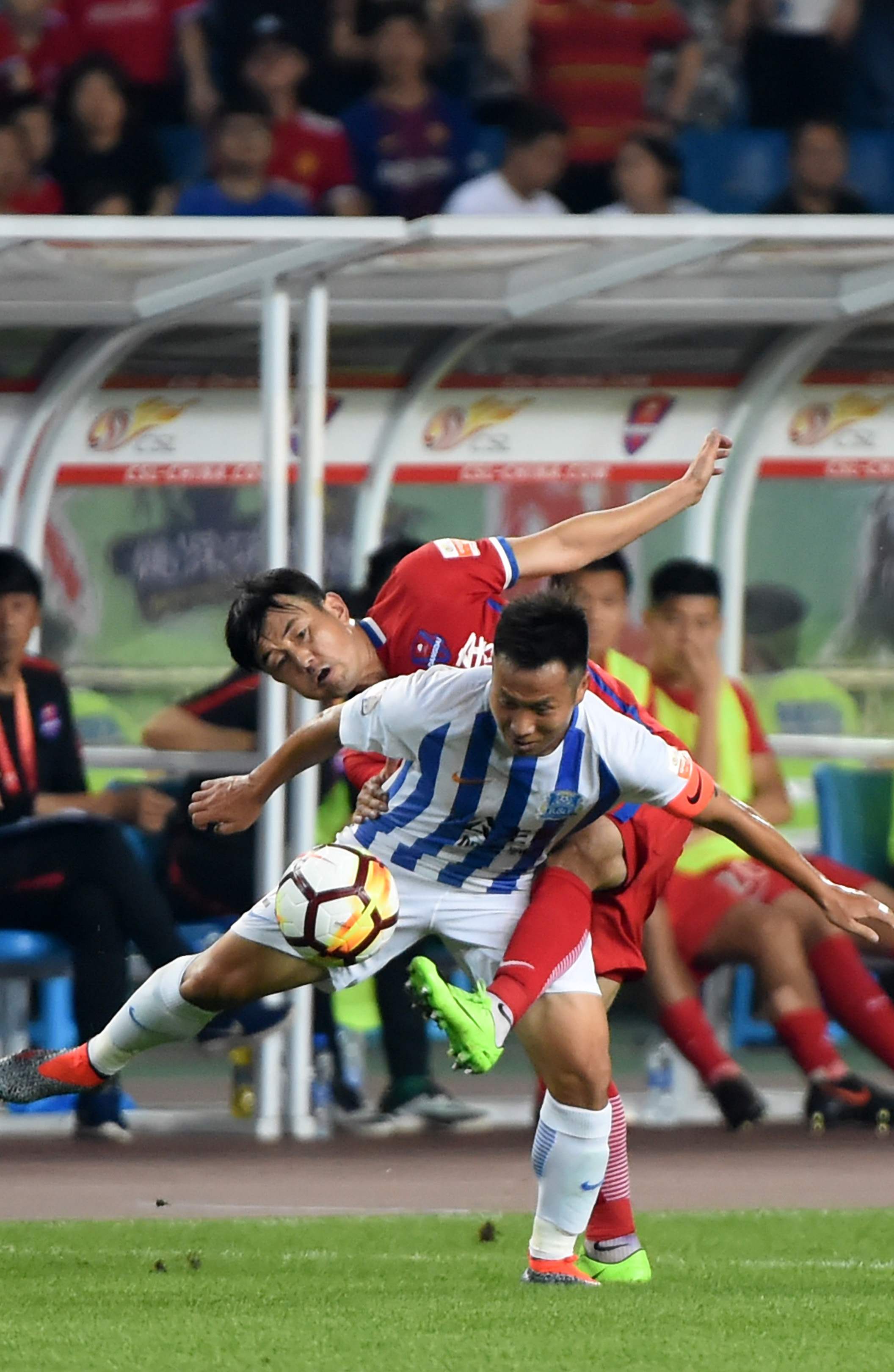 1xbet体育官网-天津泰达主场不敌重庆斯威，遭遇连败